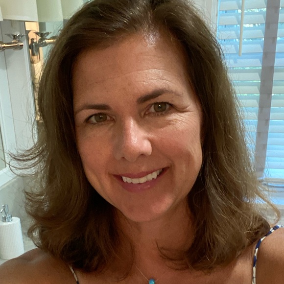 Meet your Posher, Anne - Picture 1 of 1